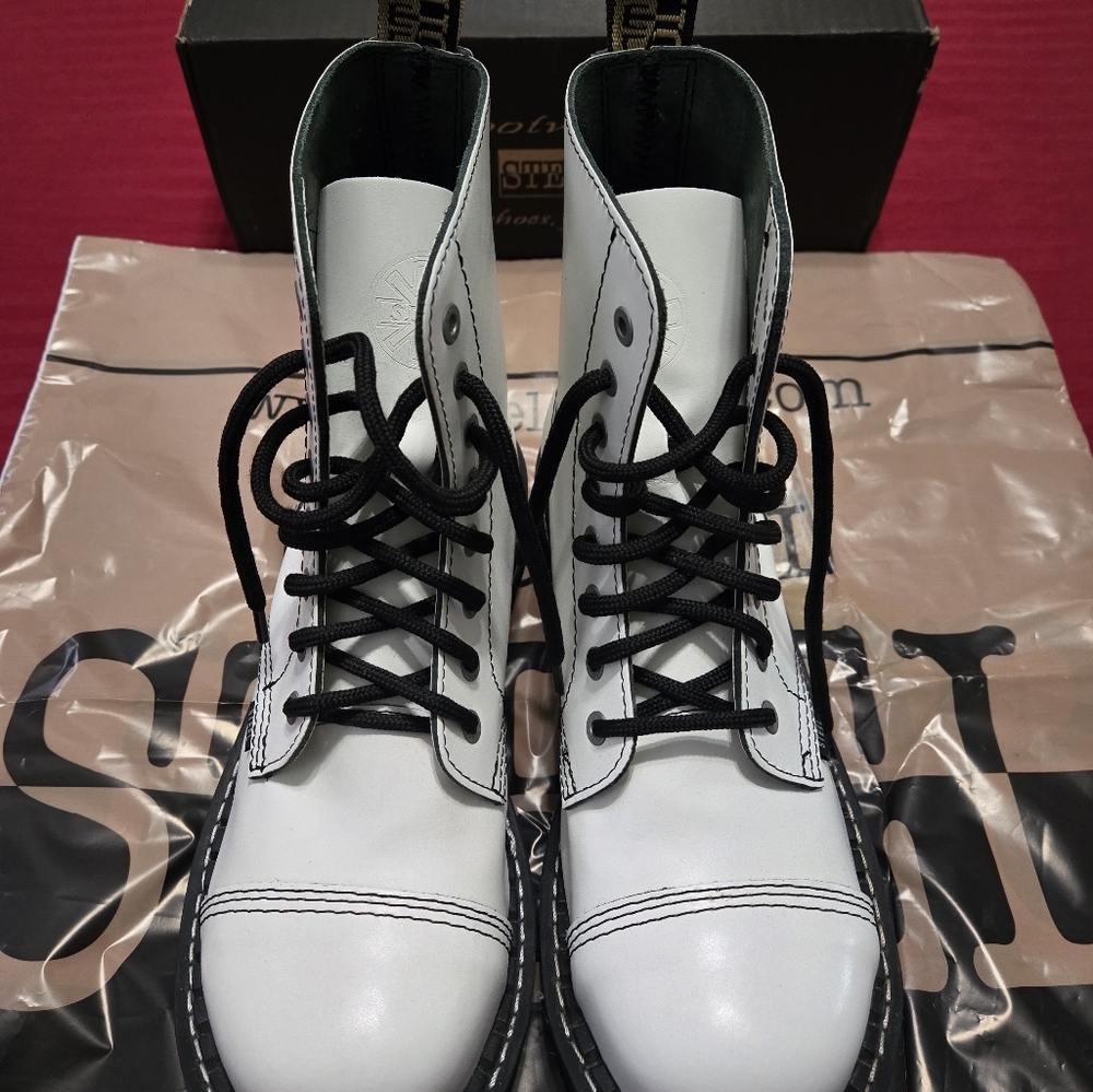 Steel White Boots USMen's 10/43